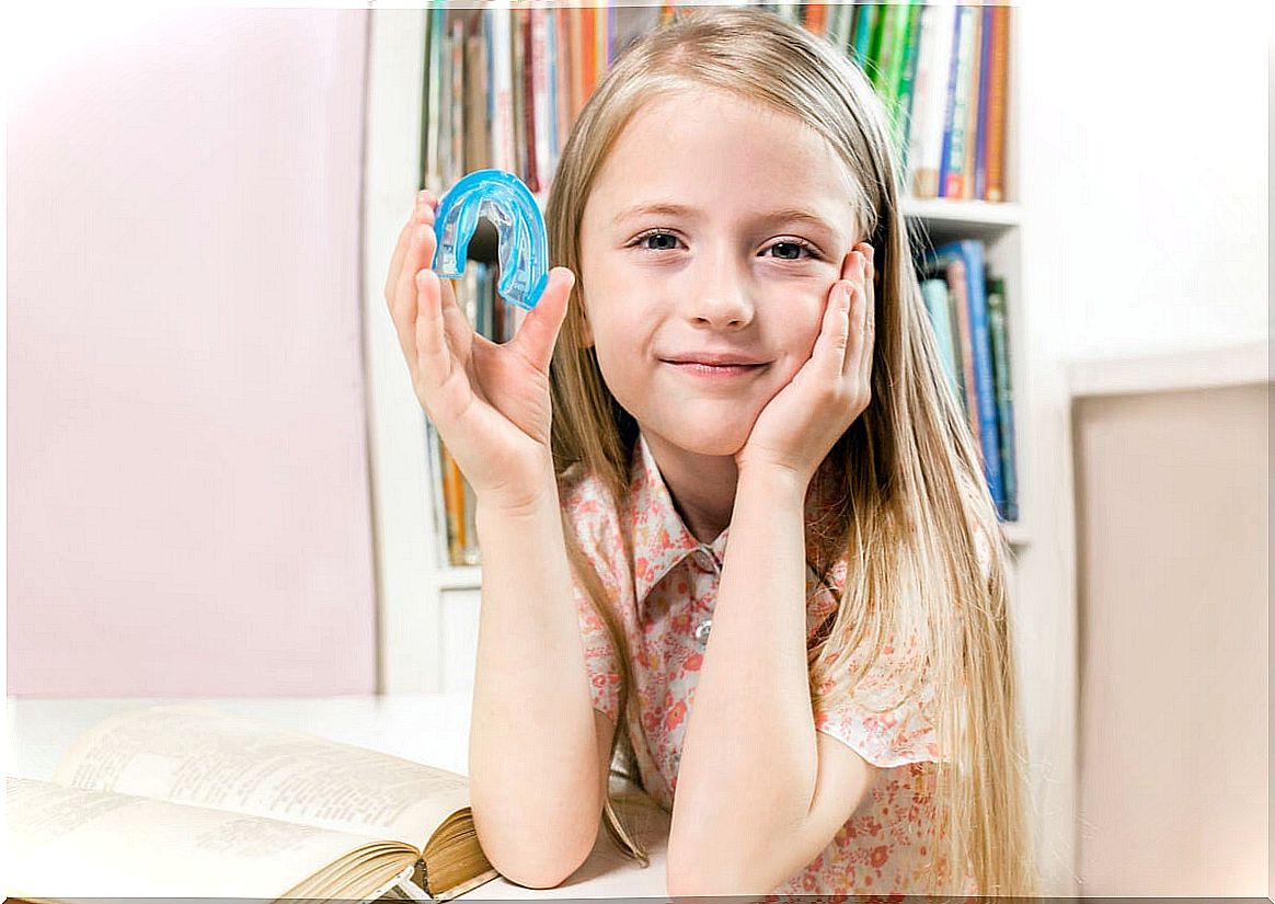 Girl with relaxing dental plaque.